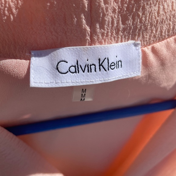 Calvin Klein top - Picture 2 of 3